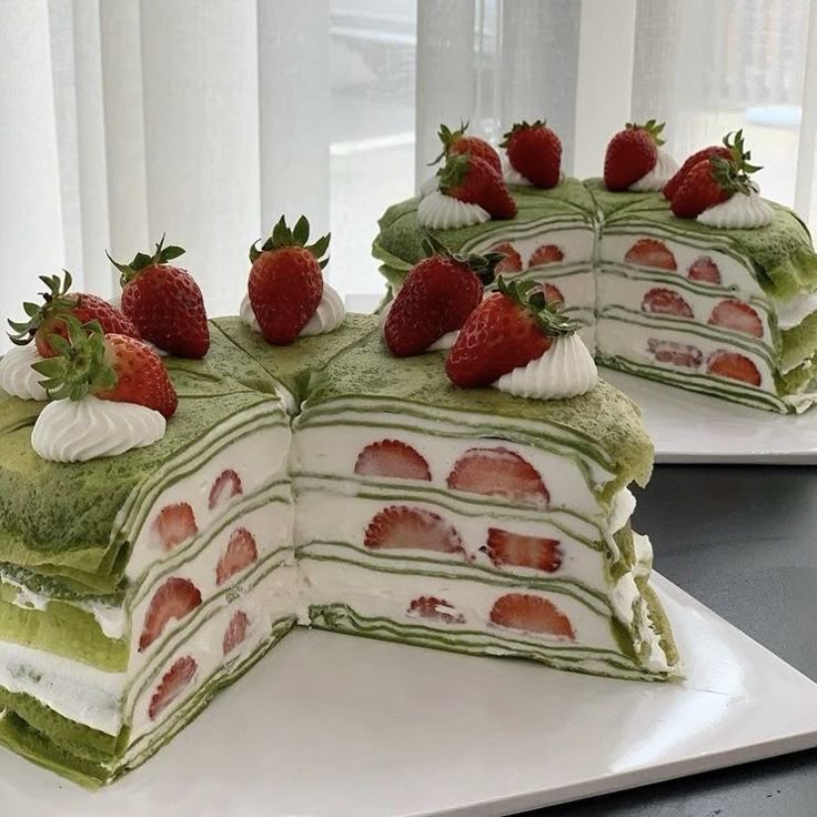Koláč z Matcha palaciniek